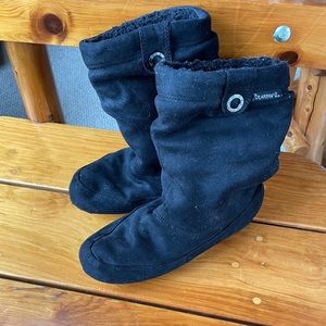 Black BearPaw boots